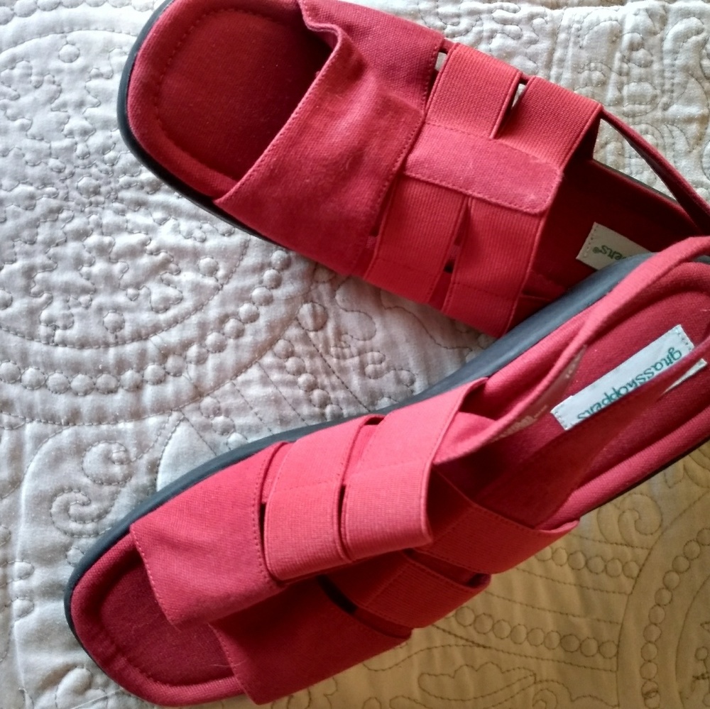 Shoes - Picture 2 of 5
